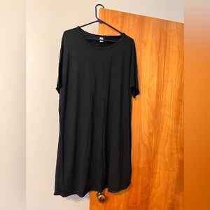 Black, to the knee cotton dress, smoke free home
